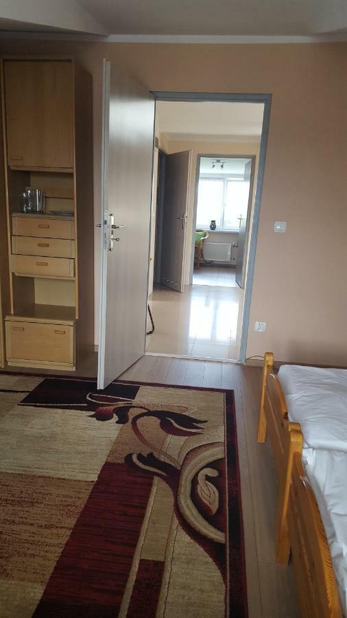 Wiola Apartment Zelistrzewo Ngoại thất bức ảnh